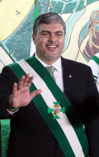 Fernando Larach Santistevan Líder Cívico Presidente del Comité pro Santa Cruz